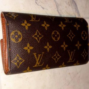 very good condition
Clean interior